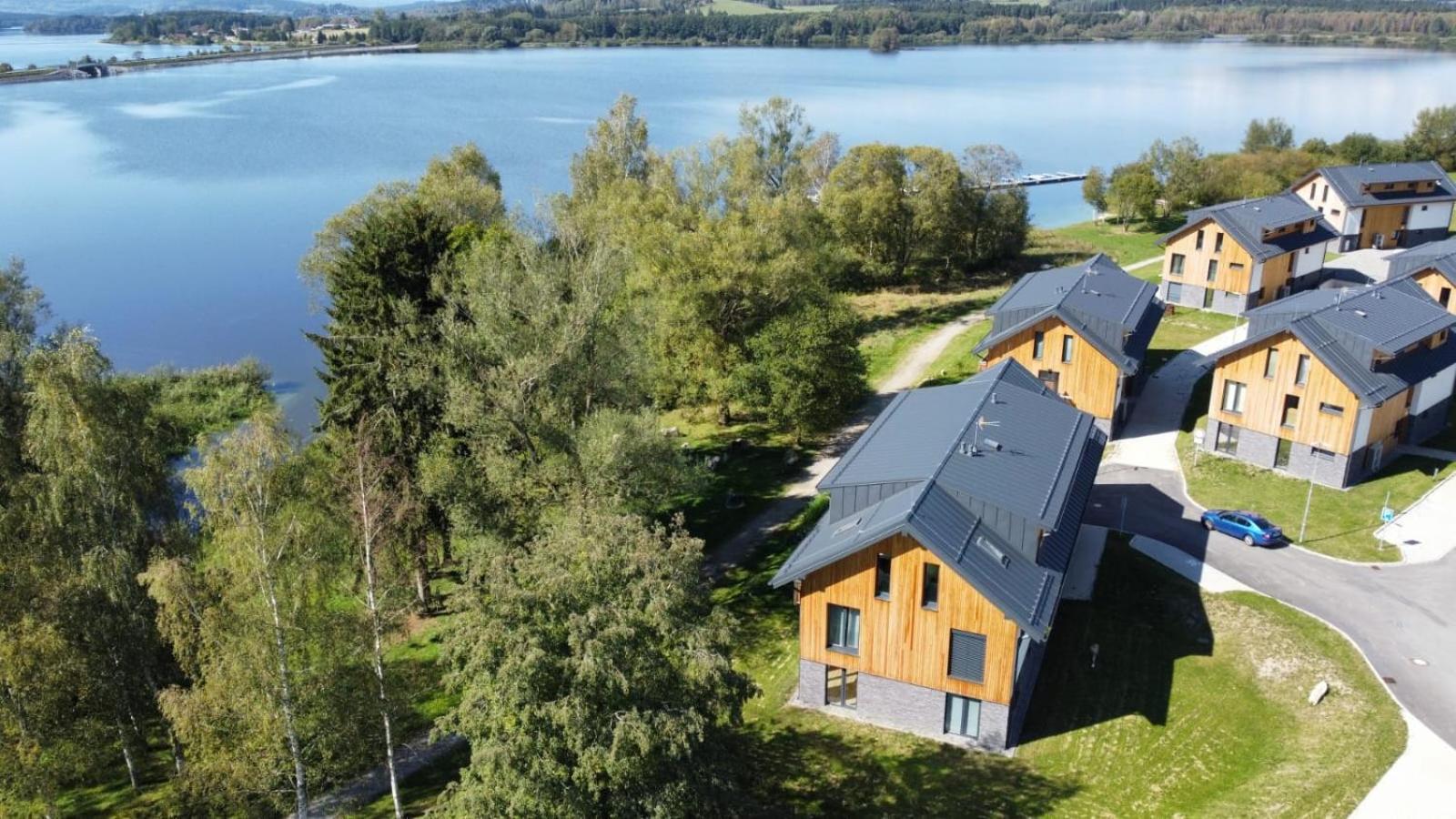 Apartman Na Brehu Lipna Černá v Pošumaví المظهر الخارجي الصورة