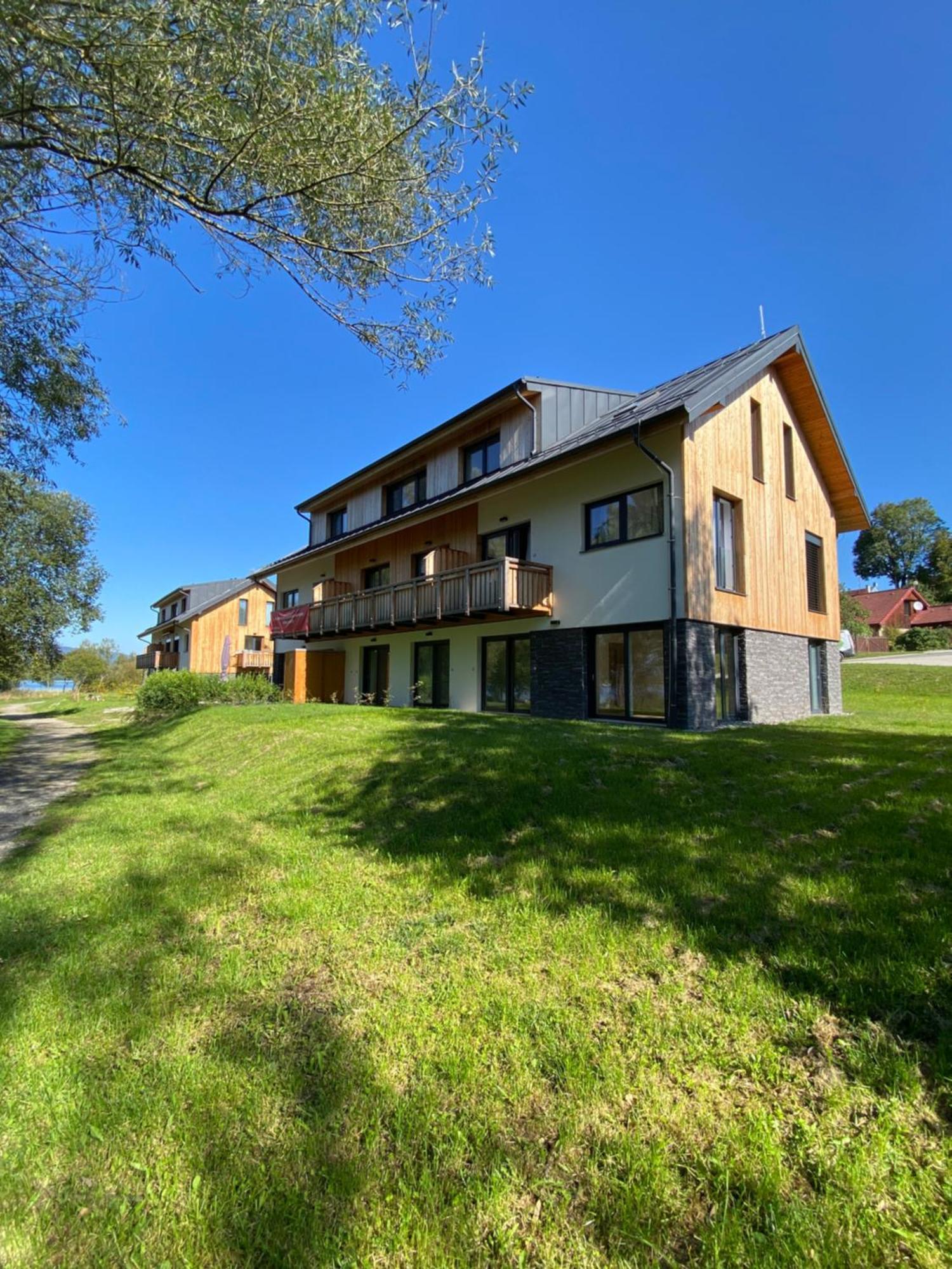 Apartman Na Brehu Lipna Černá v Pošumaví المظهر الخارجي الصورة